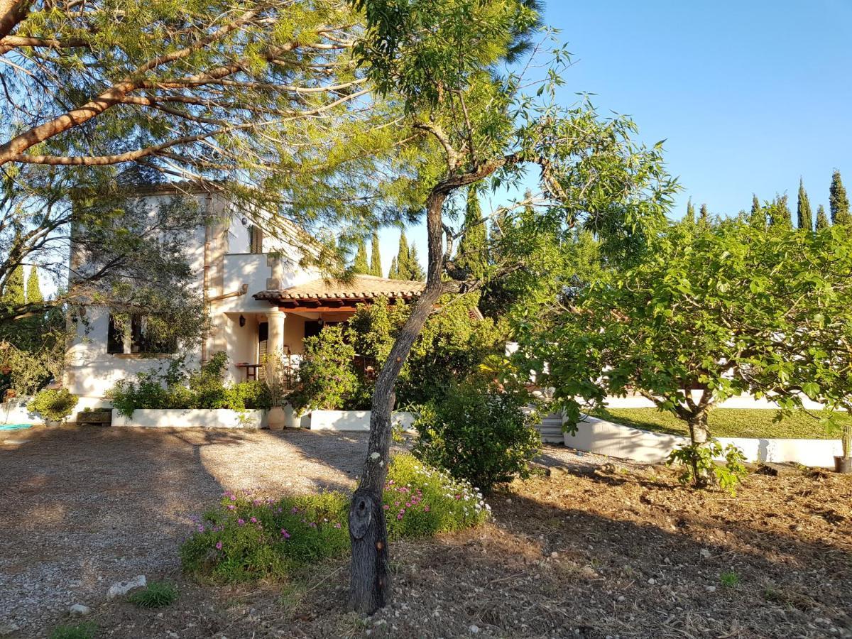 Villa Milagro - 3 Bedroom Finca Style Villa With Pool Near Golf Course/Beaches - Air Cond. Pollensa Exterior foto